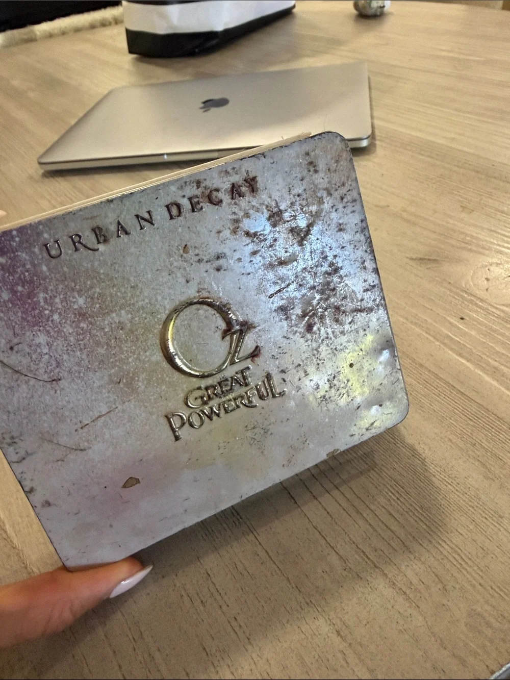 Urban Decay the Glinda Palette